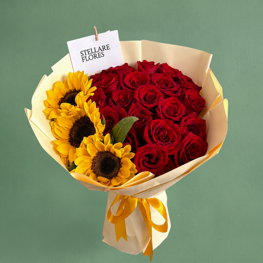 Ramo Solare de 24 Rosas Rojas y 3 Girasoles